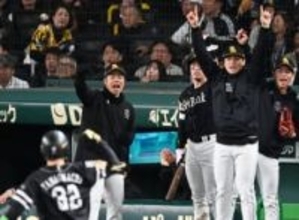 柳田悠岐が尋ねた「タイミング合わせるにはどうしたらいい？」…出ずとも表す近藤健介の存在感と2勝目生んだ〝魔法の言葉〟