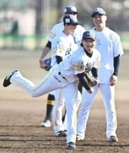 「台湾だとこれだけ多くの…」ソフトバンク徐若熙　来日初キャンプで大勢ファンに笑顔「気持ちが入った」