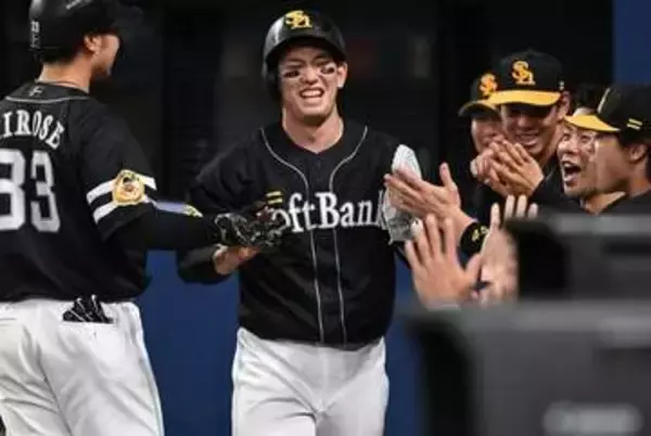 「ワンサイドになってもおかしくない」　ソフトバンク小久保監督、4点先制された直後に逆転の打線を絶賛　オリックスと入れ替わりパ2位浮上