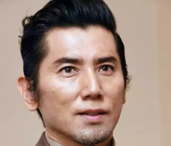 「もしや、モッくんの息子さん？」イタリアで人気俳優と2S、身長190センチUTAに脚光「カックンが小さく見える」「顔ちっちゃ！」と反響