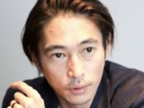 長男は「御上先生」で注目！窪塚洋介〝激似〟家族集合ショットに「どんどん似てきますね…」「顔小さ！！」「父ちゃんの顔してる」の声