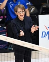 「ほっとした。勝ったうれしさは3割ぐらい」復帰1年目の中田久美監督率いるSAGA久光が復活の4季ぶりV　PO決勝第2戦【大同生命SVリーグ女子】