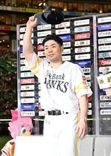 「心理的に相手が…」ソフトバンク王球団会長が強調した　2戦9発での〝トラ退治〟効果　近藤健介が貫禄の2打席連発