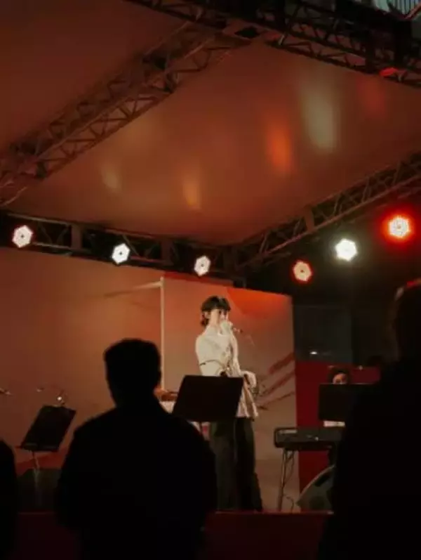 ELT持田香織〝47歳で育児雑誌登場〟ショットに反響　年女〝圧倒的透明感〟ファン絶賛「年齢重ねても雰囲気が好き」「心地良い音が最高に好き」