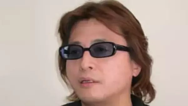 「どことなく似てる」父はロックレジェンド、母は芸能界引退の元女優…出産経た42歳歌手kainatsu〝ライブショット〟に「歌ってる時の笑顔素敵」の声