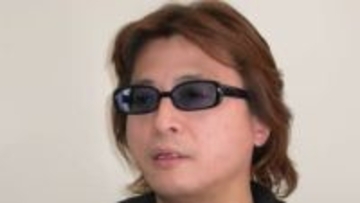 「どことなく似てる」父はロックレジェンド、母は芸能界引退の元女優…出産経た42歳歌手kainatsu〝ライブショット〟に「歌ってる時の笑顔素敵」の声