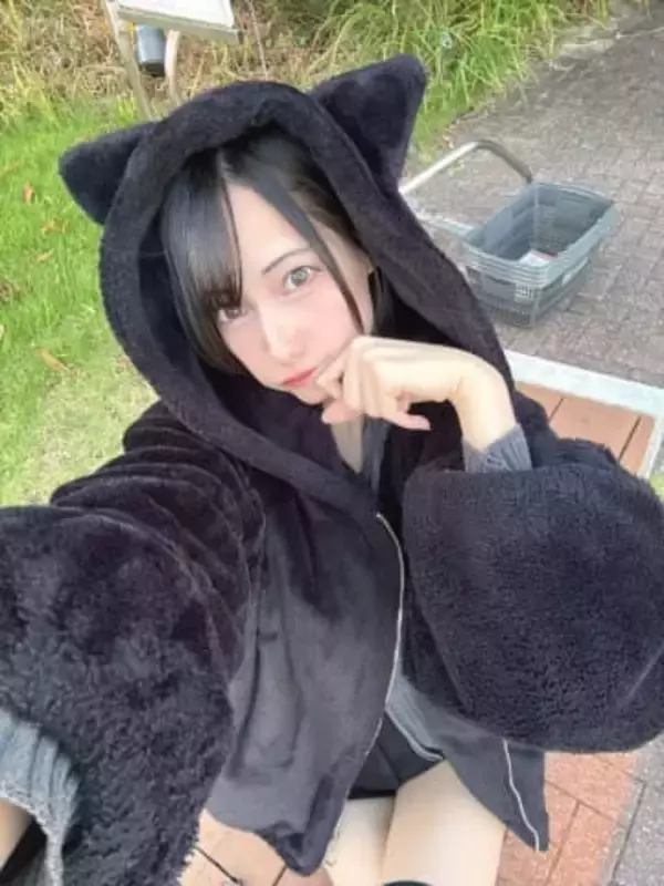 「浴衣で髪を結ぶ」だけの動画が大バズリ！福岡発21歳アイドル投稿に反響「まず横顔が神」「通りがかりで失礼します。最高です」の声