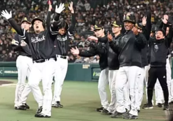 ソフトバンク、5年ぶり日本一に王手　黒星スタートから3連勝　山川穂高がシリーズタイ記録の3試合連発【日本シリーズ】