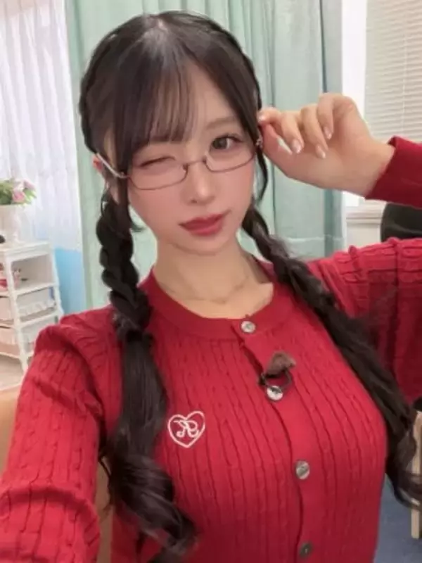 〝令和の愛人〟真島なおみ、透け透けピンクバニー姿に「きゃ〜〜」「超色っぽい」「たまらない」