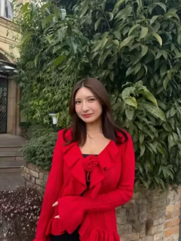 「横カットめちゃお気に入り」〝軽トラ女子〟三田悠貴のおすすめショットに「刺激が強すぎる」「そんな目でこちらを見られたら…」