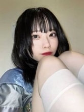 「何に見えた？」アイドル〝大胆ショット〟をよく見ると…ミラクル写真にSNS騒然！「露出すきなのかと」「かなりお疲れのようです」