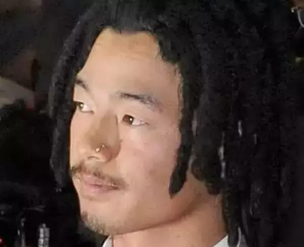 「腰パン」騒動から16年…スノボ・國母和宏〝37歳の夏〟は国内で…「まだ37だったのか」「真面目に暮らしているのね」の声