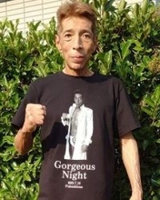 「この肉体。なかなか真似できません」ゴージャス松野〝64歳の驚異の肉体〟に「相当な努力の賜物ですね」