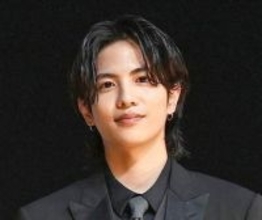 「一瞬でゾワっ…」志尊淳が激変！最凶ビジュアルに「普通の人なら怯えます」「目の存在感半端ないね」「動揺がすごい」の声
