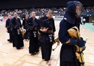 【玉竜旗高校剣道大会　男子】「大濠さんの執念」1、2年生中心の九州学院は2年連続準V　3年生大将・石橋智紀が奮闘も力尽きる