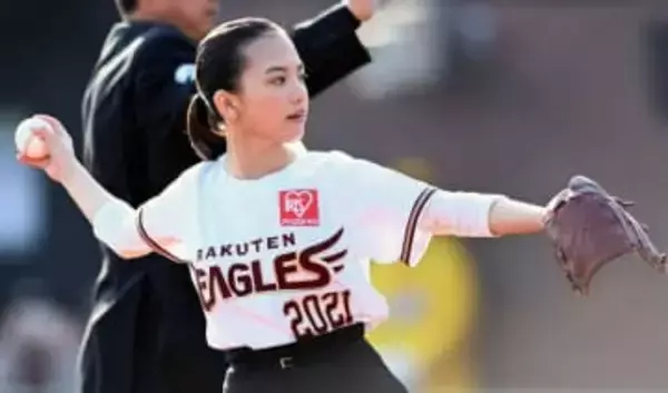 「随分と大人に」年女・清原果耶〝雰囲気がらり〟大人姿に反響「横顔が…どうすればいいですか」「作品を見るたび違う人」「あどけなさ、すっかりなくなったね」