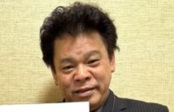 「DNAすごい」ジミー大西〝幼少期の母息子2ショット〟が大反響「どっちがジミーちゃんやねん」「AI?本物なの!?」