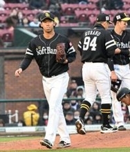 ソフトバンク、ドラフト2位ルーキー稲川竜汰がデビュー翌日に出場選手登録抹消　1日の楽天戦で制球難露呈　大津亮介を登録