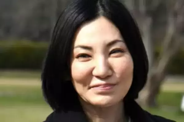 「だれ??」「痩せた?」「何事…」〝激変〟広瀬香美に騒然！ショートカット歌唱姿に「モノマネと思ったら…」「まさかのご本人」「顔が違う。声は同じ」反響続々