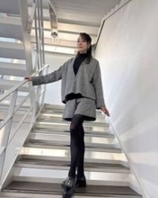 「夫と…」57歳で初婚の浅野ゆう子〝頭ひとつ背が高い夫〟公開「昭和のスターみたい」「若々しい」ハワイ満喫姿に反響