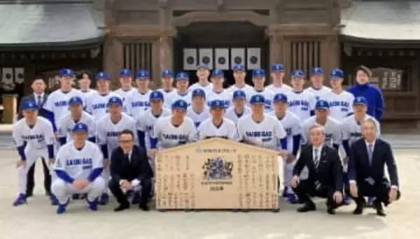 「パワーにやられた」昨年の反省からフィジカル強化で全国上位狙う　社会人野球の西部ガスが筥崎宮で必勝祈願