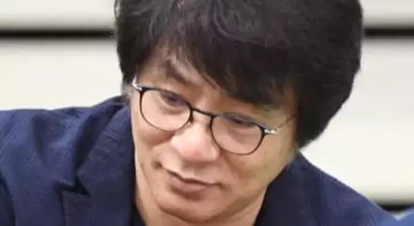 「痩せられましたね」ASKA、67歳女性歌手と見つめ合い2ショット「どんどん…」「なんか若返りました？」