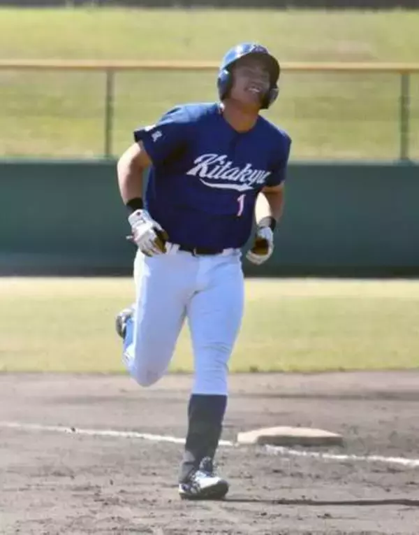 大混戦！福岡大、北九大、久留米大が5勝3敗で首位に並ぶ【九州六大学野球】