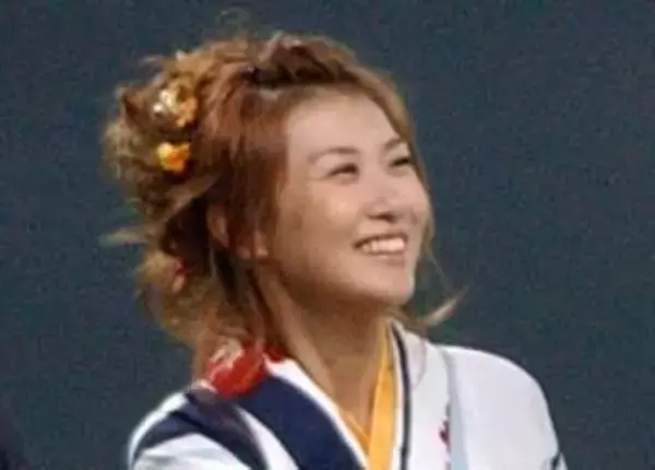 「おおおおっきい…」生後8カ月〝巨大化〟身長161センチ藤崎奈々子より大きい!?〝愛犬抱っこショット〟に仰天「でーかーーーー！笑」「重そう」