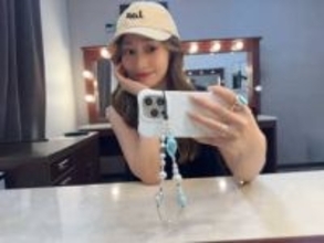 乃木坂46初代キャプテン、透け透け〝シュールなナース服〟の31歳女優・桜井玲香に反響「やばすぎて目が離せない」