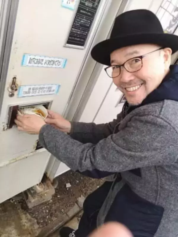 「孤独のグルメ」久住昌之が北九州で驚愕した〝謎のレンゲ〟が話題「落ちる前に飲むしかない!」