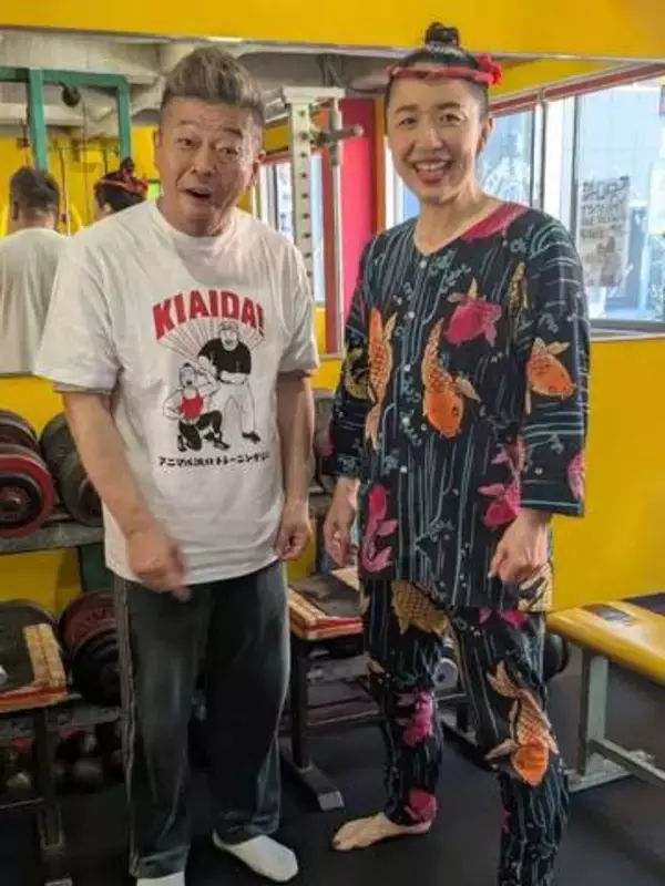 居酒屋で店員からこっそりメモ…ものまね芸人・古賀シュウ〝ある夜の出来事〟に反響「オツだねぇ〜」「粋ですね」
