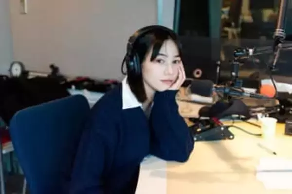 「なんだチミは!!」のん〝衝撃フェイス〟に「変なおじさんかと思った」「脳がバグっております」の声