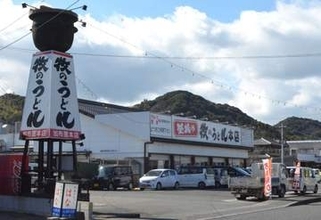 「左上のやかんでわかる」福岡で食べたうどんに反響、人気声優・福圓美里の投稿に「麺がスープ吸って少なくなってるね」「見たら食べたくなってきた」の声