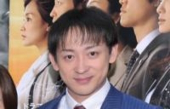 「まさかの本人で衝撃」妻は人気絶頂で引退の12歳下元女優…〝激変〟49歳俳優・山本耕史の姿に驚きの声！映画出演写真に再脚光「結婚してからどんどん…」