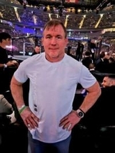 「グロすぎる」〝指欠損〟写真に衝撃…元格闘家マット・ヒューズさんに何が？「ケージの中の方が安全だった」「また事故？」「ノコギリ？」