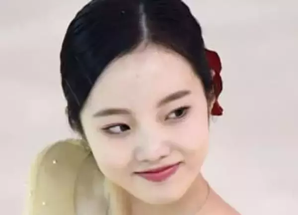 「背が180センチありました」本田真凛〝素肌透け感〟純白ドレス姿に「もう金メダル」「少女から大人へ…」「直視できない」の声