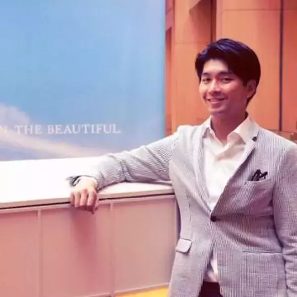 45歳宮崎謙介が山奥で髭ボーボー衝撃姿〝自然体さらけ出しショット〟に驚きの声「これは…」