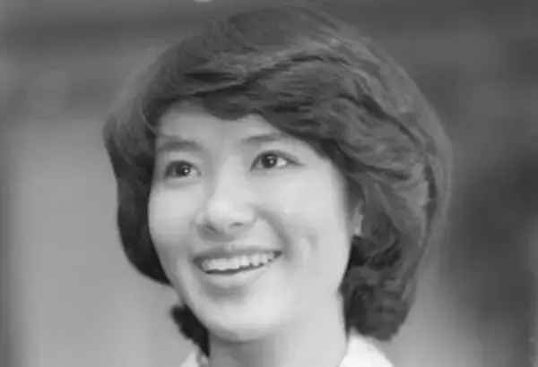 大先輩・岸惠子さんをしのぶ…〝唯一の誇り〟中井貴惠、思い出のオフショットに注目「素敵なご縁でしたね」「沁みるお話」