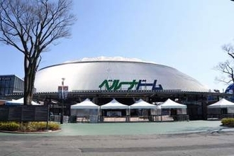 「流石にこのレベルは初めてみたかも」ベルーナドーム周辺が衝撃の状態に…西武球場前駅の映像公開に「ベルーナ川爆誕してる」と報告相次ぐ