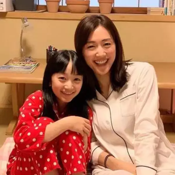 「別人級やな」〝ぎぼむす〟綾瀬はるか娘役の8年後に仰天！18歳・横溝菜帆、TV登場した姿が話題に「誰だろうと思ってた…」「すごくお姉さんになってる♡」