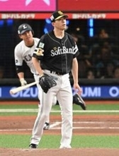 ソフトバンク大関友久が大炎上…2回に満塁弾など滅多打ち　四球挟んで９安打浴び大量8失点