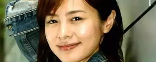 「いくつになったんだ？」肩出し妖艶ドレス、素足で窓際キワキワに座るさとう珠緒に「お〜っと！透けてる」「なんと…」