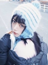 「まるで瀬戸内海」ドレスに反響！池田エライザ〝大量自撮りショット〟に「1枚1枚が芸術作品」「まいったなあ」「その画角優勝」の声