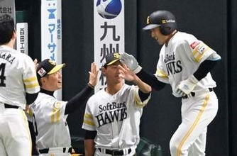 「こうしてほしいというバッティング」ソフトバンク小久保監督　移籍後初アーチ＆4打点だけじゃない、山本祐大の打撃を評価