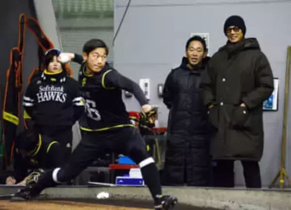 極寒でも「最初にしては良かった」ソフトバンク3位の鈴木豪太が座った捕手に初投球