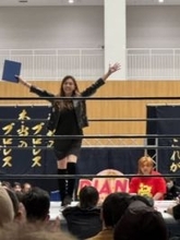 15歳下夫とラブラブ2ショットの58歳ブル中野が話題「あのメイクだから気づかなかったけど」「幸せそうで嬉しい」