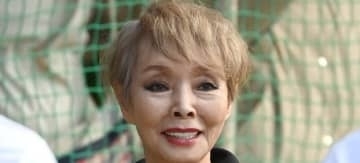 「本当に…？」茶髪ロンゲで激変の72歳研ナオコにSNS騒然「ギャグかと思ったら違った」「笑ってもうたやないか」
