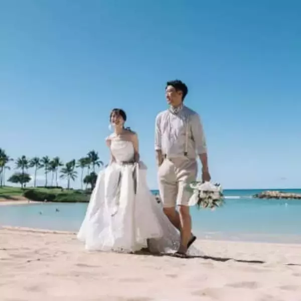 「なかなかすごい人生」WSで世界一を目指す日本人〝新婚〟妻とグラウンド2ショットが話題「頭に角を生やすって世界共通なんですね！」「トロント魂見せつけて」