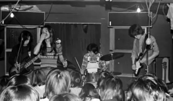 「2年前に三途の川を…」結成55周年「サンハウス」記念BOXセット発売にメッセージを送った〝ボーカル〟近影に反響「菊さん！」「いつまでもお元気でいて！」