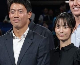 錦織圭の妻、元「観月あこ」舞さん〝赤ちゃん抱っこ〟姿を公開！「ママさん良い表情」「日本の宝の奥さん」と大反響